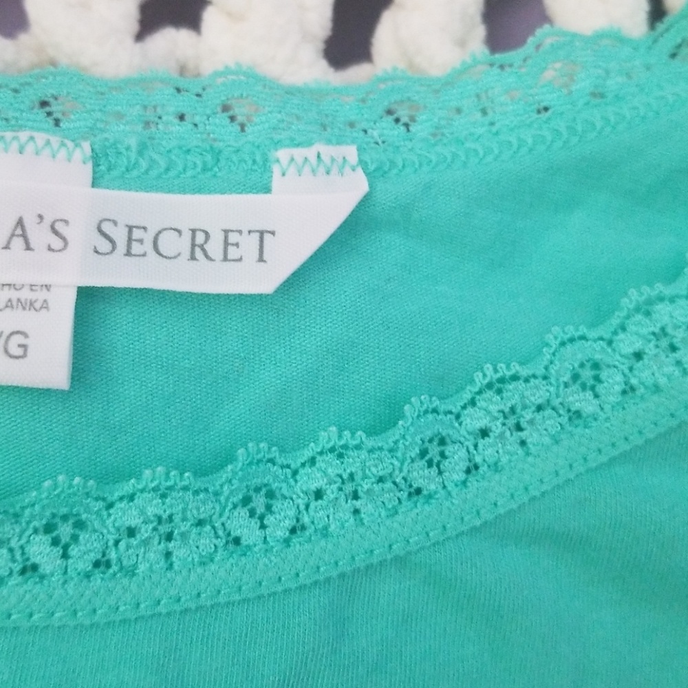 Victoria secret tank top size L - Picture 5 of 5